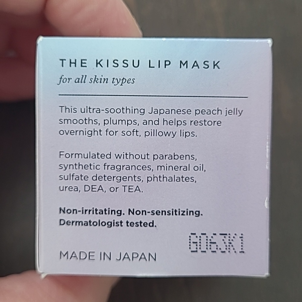 NIB Tatcha Kissu Lip Mask Japanese Peach Lip Jelly 9 g (0.32 oz) - Picture 10 of 11